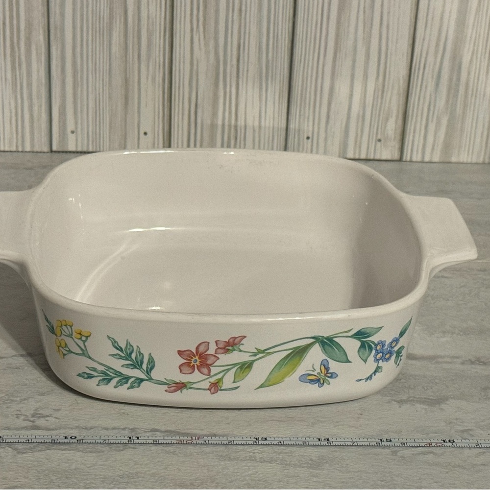 Rare Corning Ware Floral Butterfly 1 L Casserole. No Lid